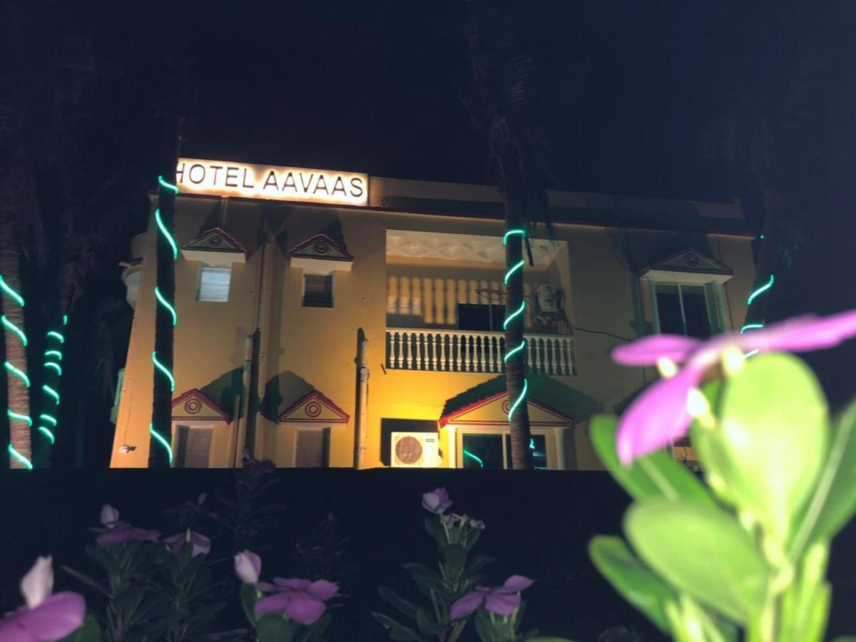 Hotel Aavaas Purî Extérieur photo