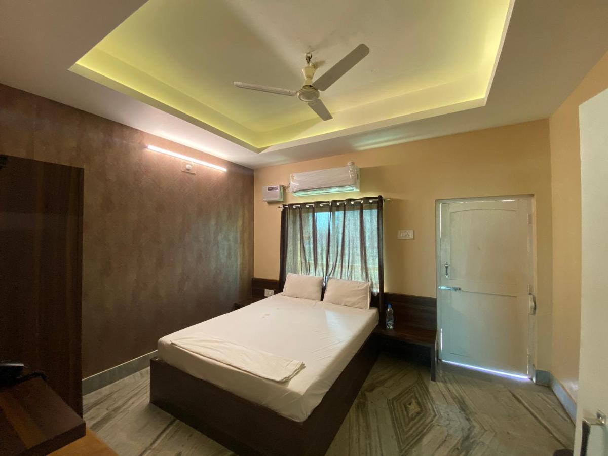 Hotel Aavaas Purî Extérieur photo