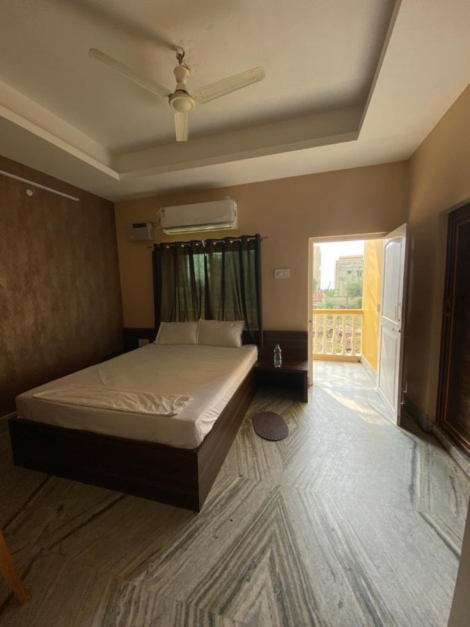 Hotel Aavaas Purî Extérieur photo